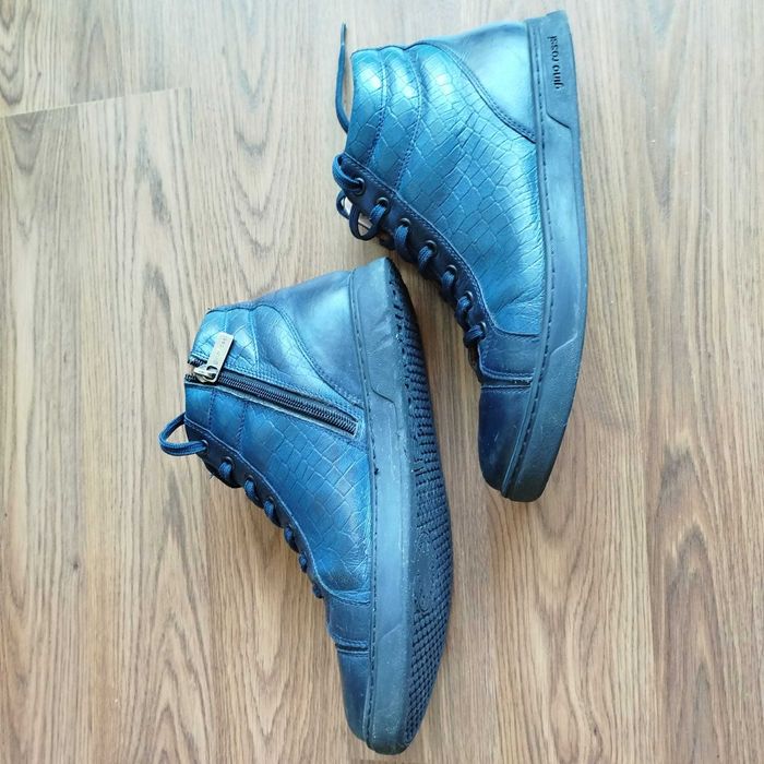 Buty skórzane granatowe Gino Rossi. Rozm. 40