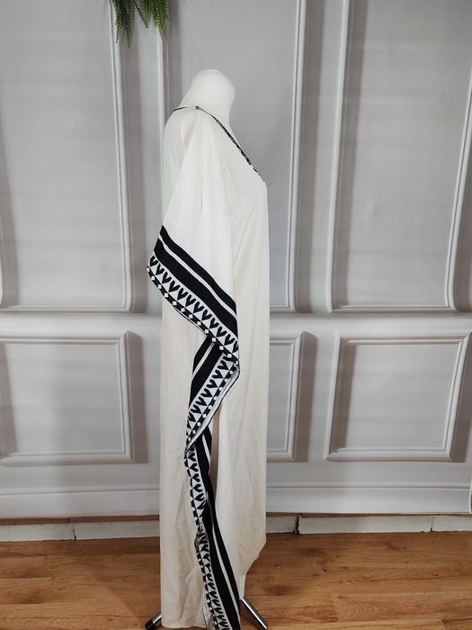 Śliczna ciekawa maxi sukienka Shein rozmiar 38/40 poliester