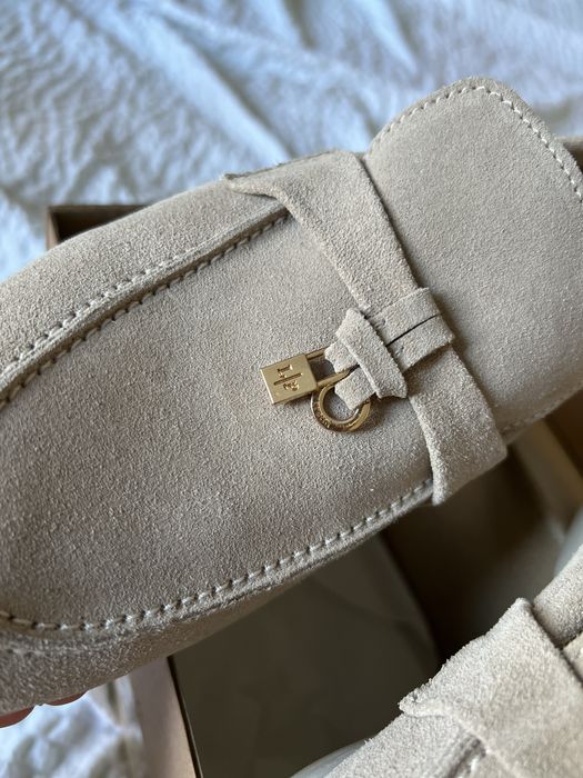 Нові лофери Loro piana