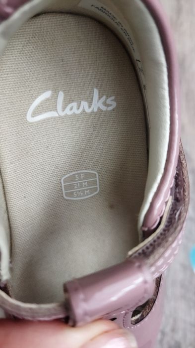 Лаковані туфельки