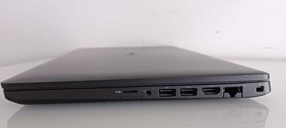 Dell Latitude 5400/Ecrã 14’/i5/16GB RAM/SSD NVME/Thunderbolt