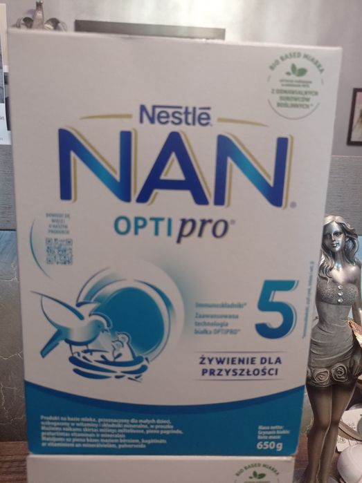 Dwa nowe opakowania mleka dla dzieci  Nestle nan optipro 5