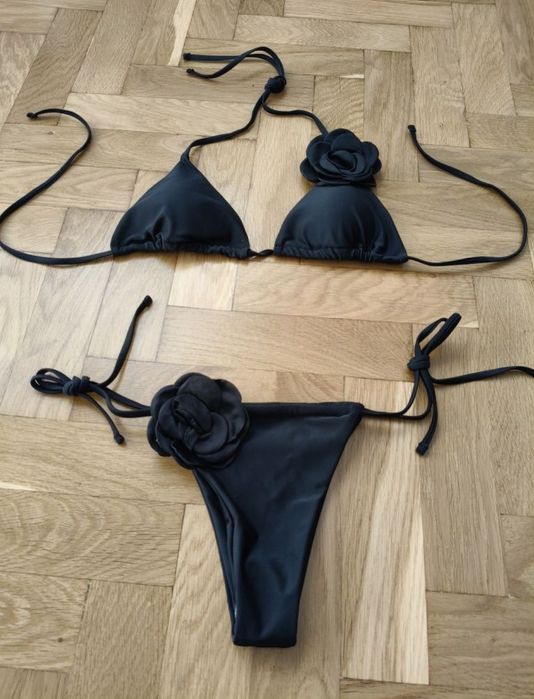 Nowe bikini z kwiatami czarne białe M S