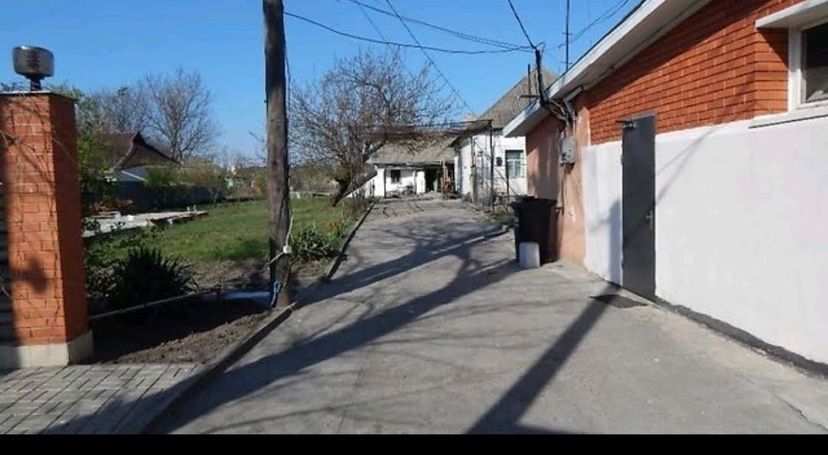 Продам кафе з будиком