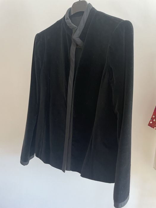 Casaco em veludo preto