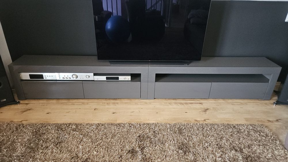 Szafka regał w dobrym stanie telewizyjna