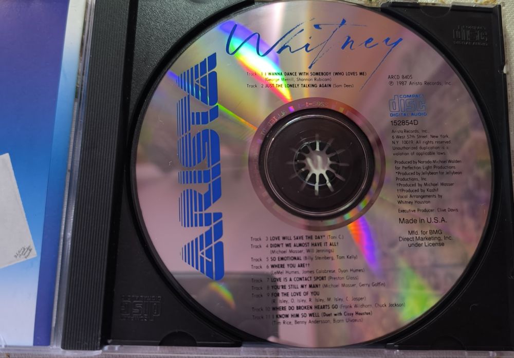 CD's disco, musica Whitney Houston.