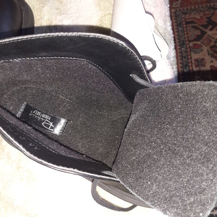 Продам женские весенне- осенние ботиночки. Супер качество, кожа , 37 р