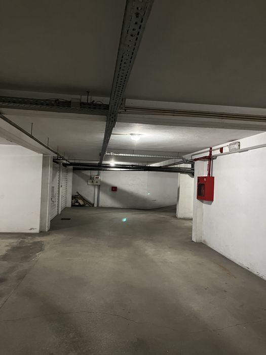 Garagem fechada