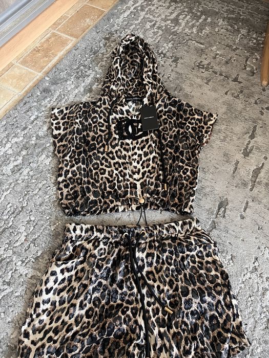 Piekny komplet w panterke