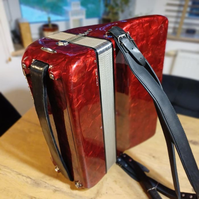 Akordeon włoski Galanti 120 basów 4/5 chóry