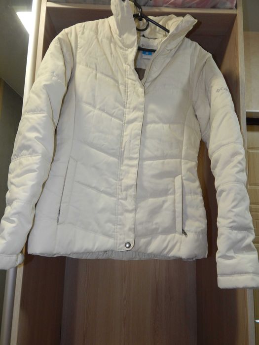 Куртка спортивна жіноча Columbia з капюшоном розмір S/44 кремова