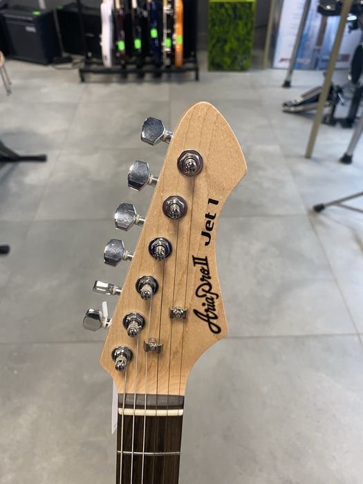 Gitara elektryczna Aria Pro ||