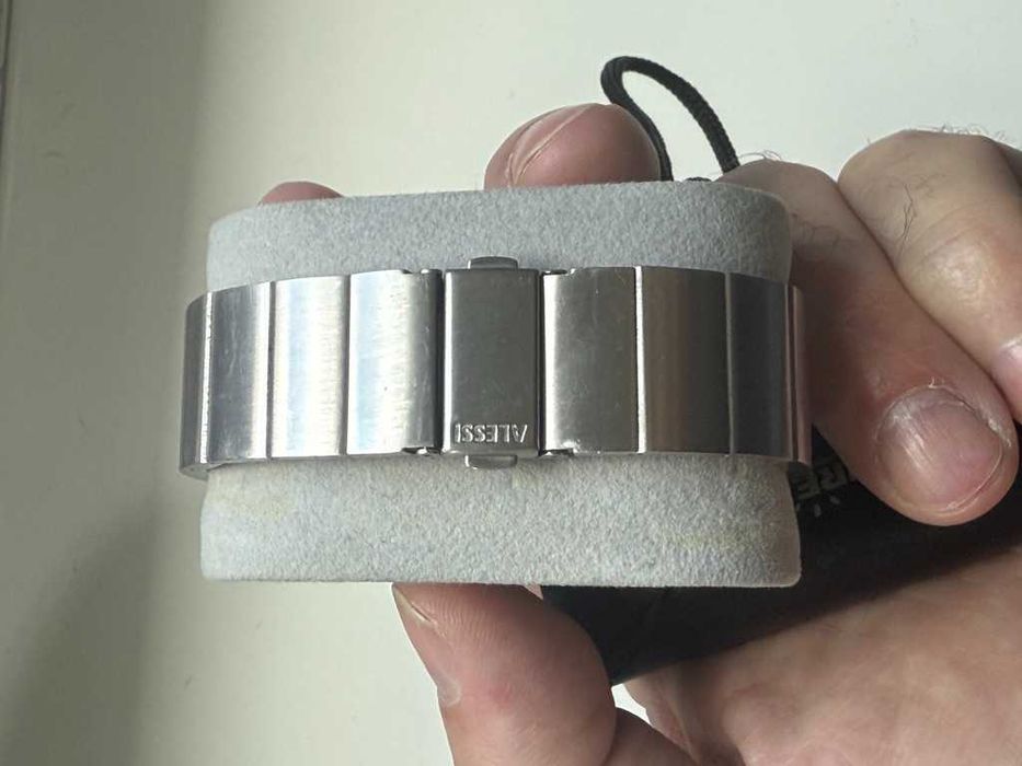 Relógio Alessi GMT Swiss Quartz - Pulseira Integrada - BATERIA NOVA