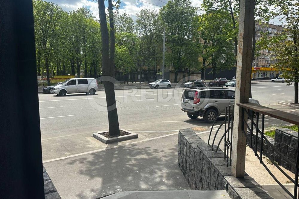 Оренда нежитлового приміщення пр. Миру