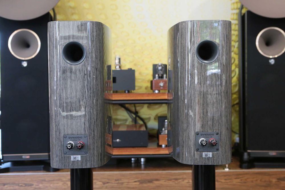 Dynaudio Contour 20