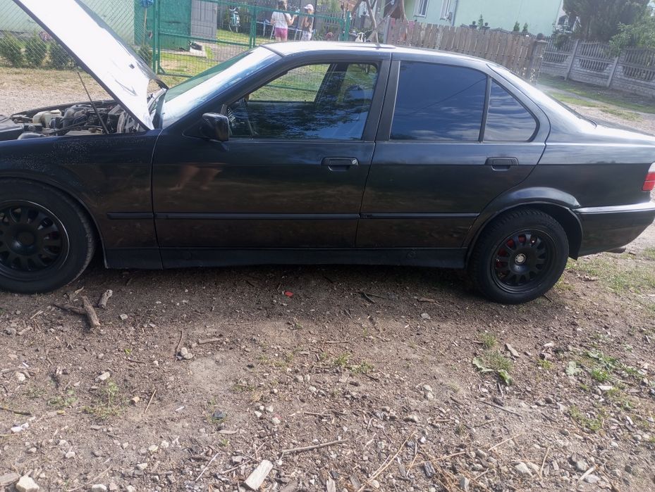 Продам BMW e 36,