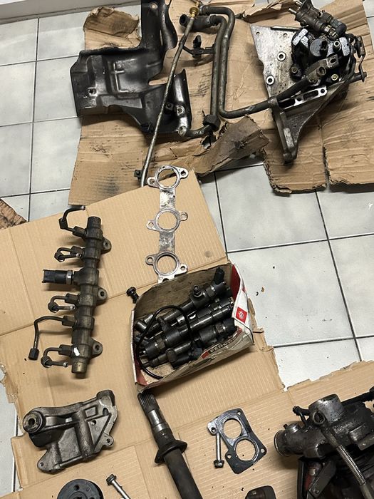 Peças de motor a venda