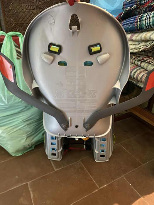 Cadeirinha de criança pra bicicleta BTwin