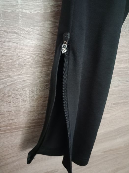 Sprzedam spodnie dresowe sportowe