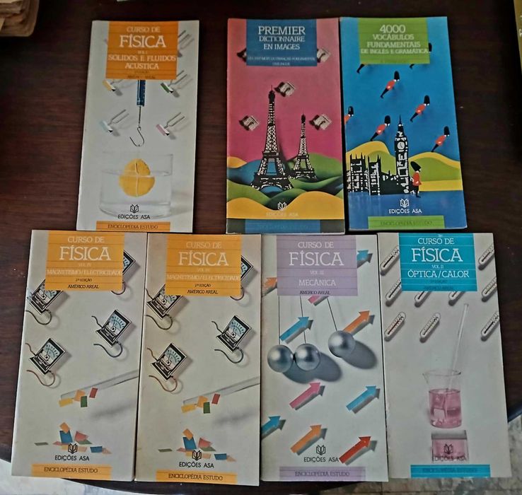 coleção de 7 livros didáticos da editora Edições ASA.