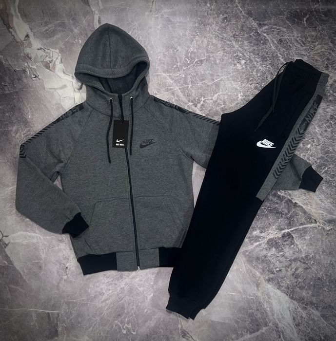 Теплі спортивні костюми Nike для хлопців підлітків 140,146,152,158,164