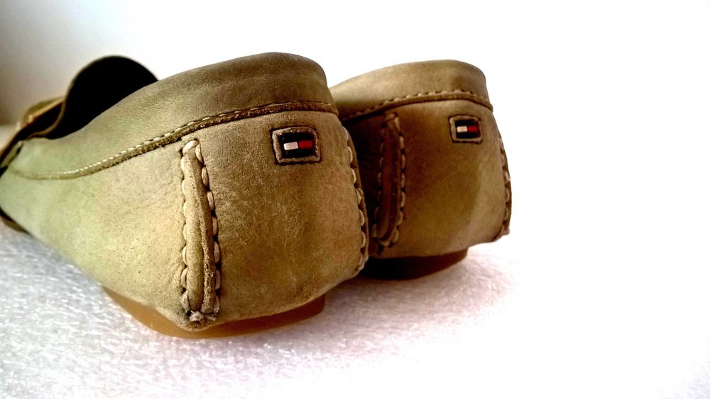 TOMMY HILFIGER  mokasyny skórzane oliwkowa zieleń 50 zł