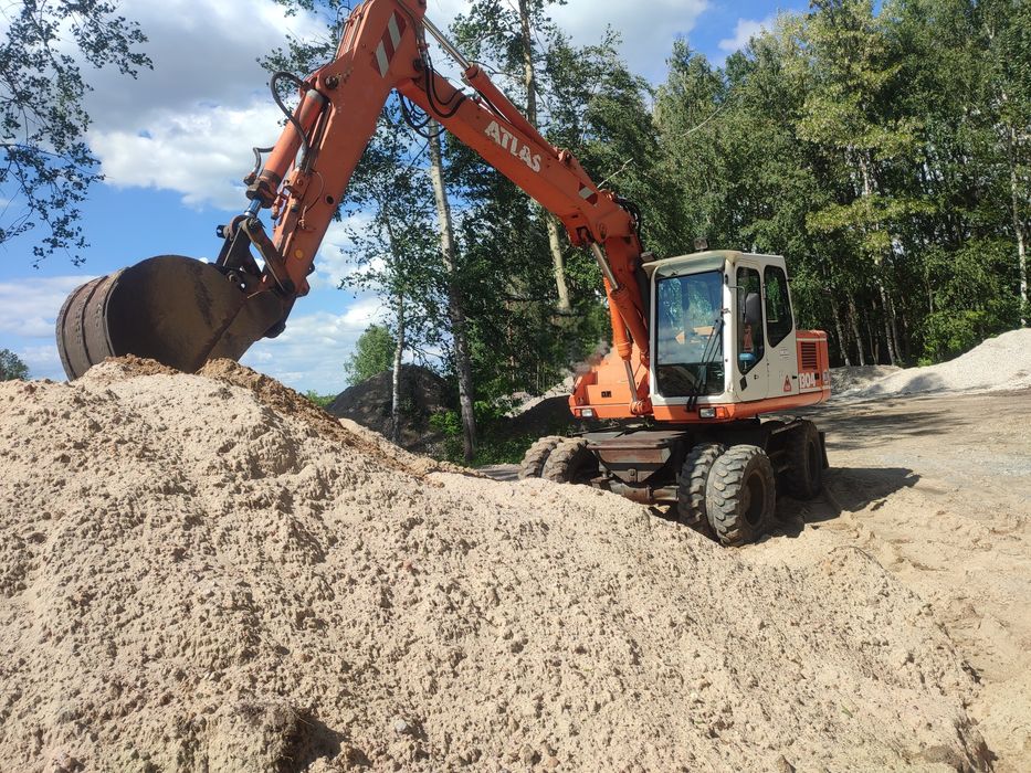 Koparka mini koparka usługi sprzętowe kopanie stawów