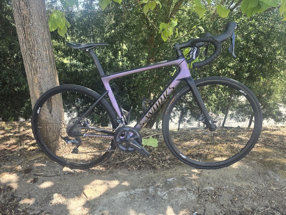 Bicicleta de carbono de disco m com ultegra
