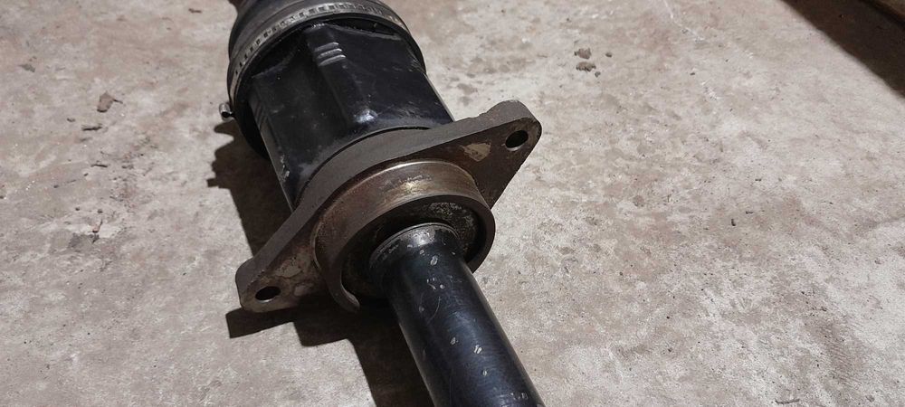 Піввісь НІСАН КАШКАЙ 2.0 дизель 2010 рік