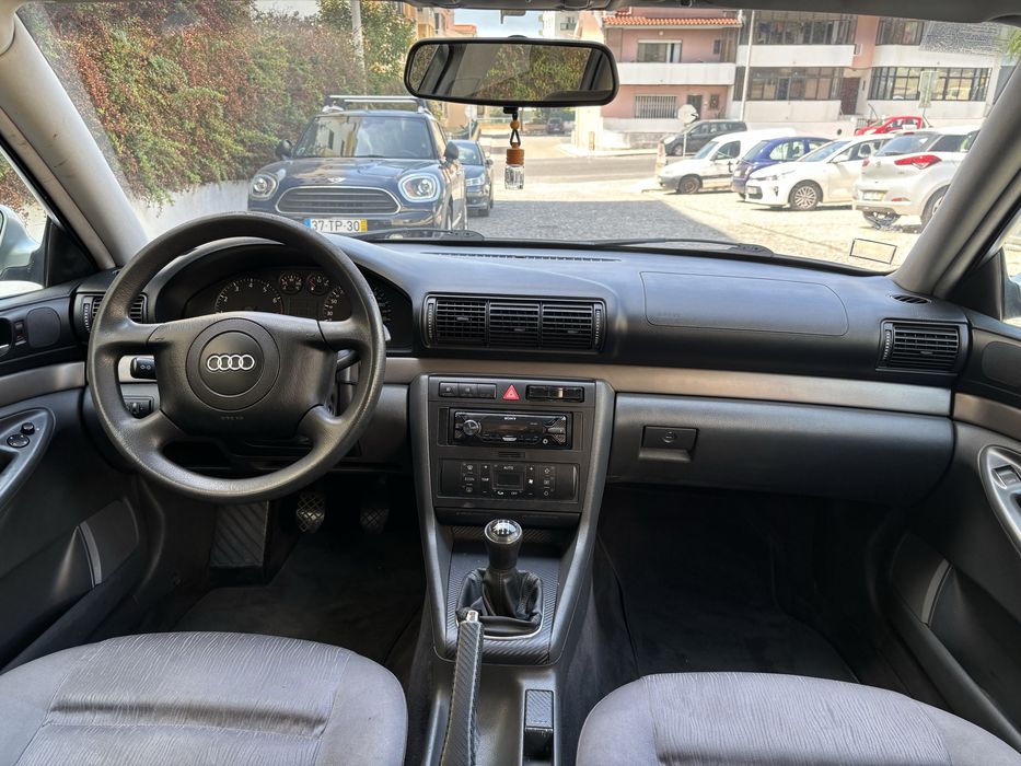 Audi A4 1.6 gasolina