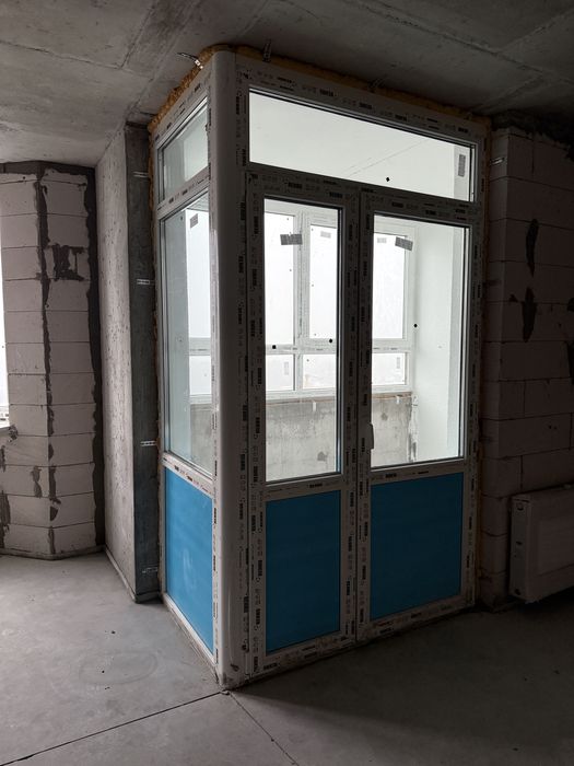 Балконний блок rehau