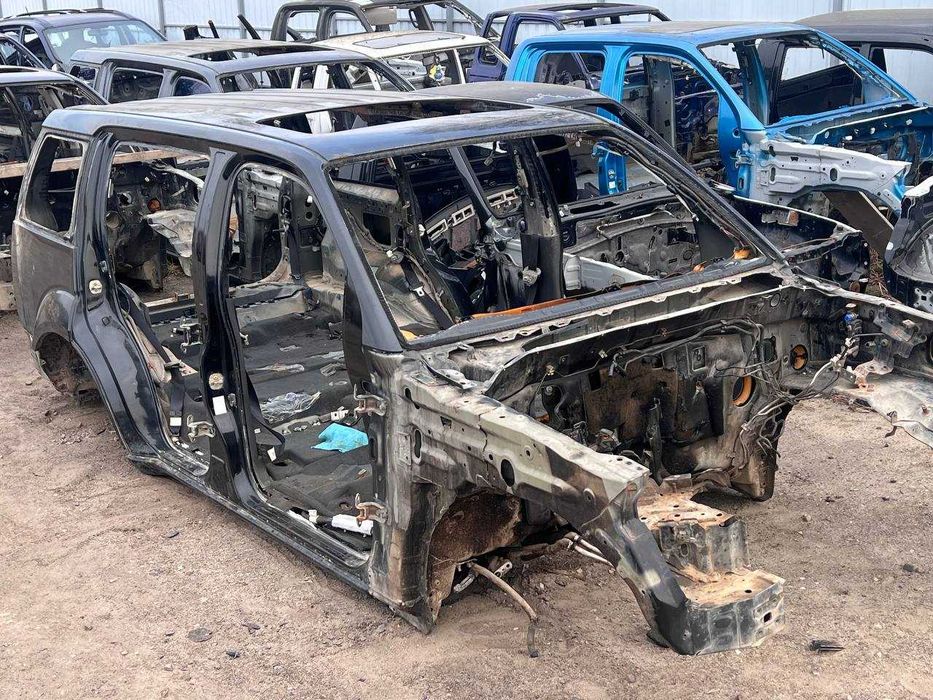 Кузов Nissan Navara D40 Pathfinder R51