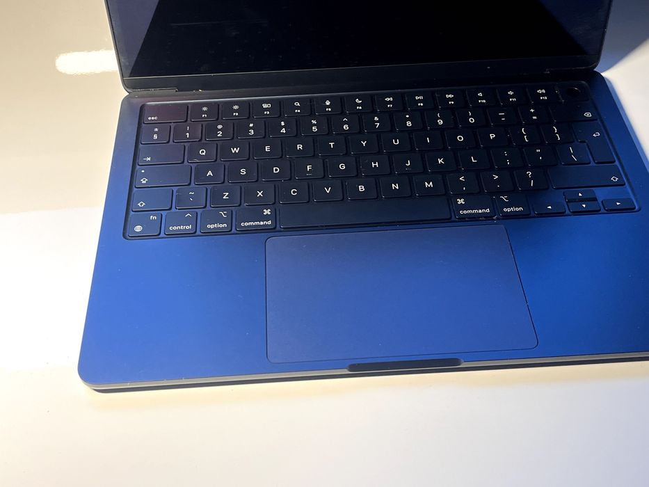 MacBook Air M3 16Gb 13,6''/ Stan Idealny