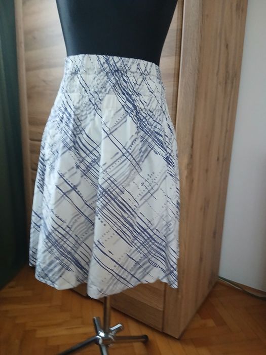 Spódnica Mexx bialo- niebieska 42