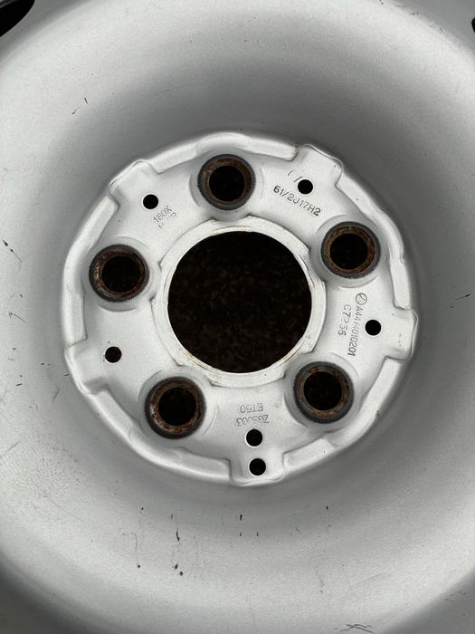 Диски з резиною Mersedes Vito R17 оригінал