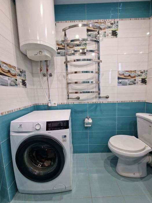 Продам 2 ком. квартиру ул.Василия Тютюнника ,(ул.Малышева)ул.Калиновая