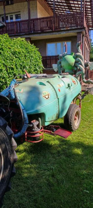 Krukowiak OCTOPUS / TAJFUN 1500 l P154/2 opryskiwacz sadowniczy 2004