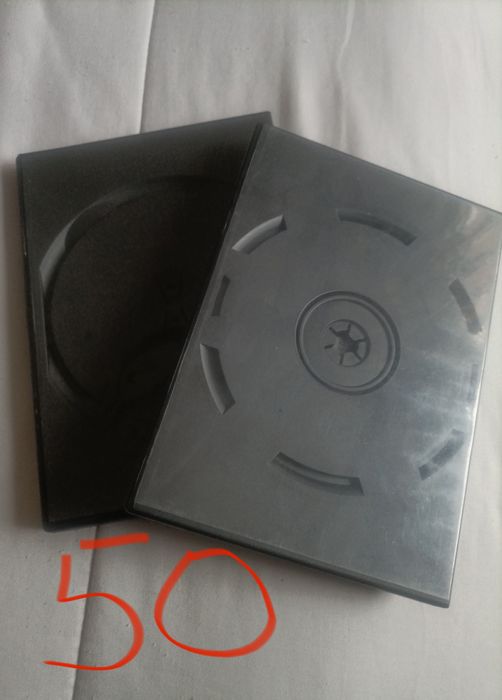 50 caixas arquivo  " largas" para DVDs ou jogos PlayStation ( algumas