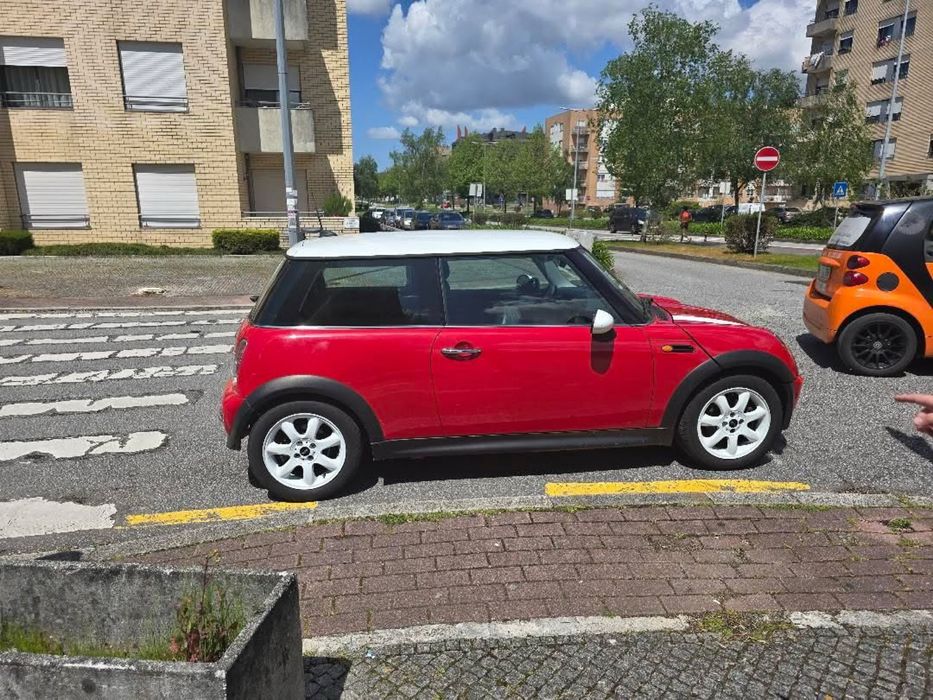 Minie Cooper 1.4e429961661310586886