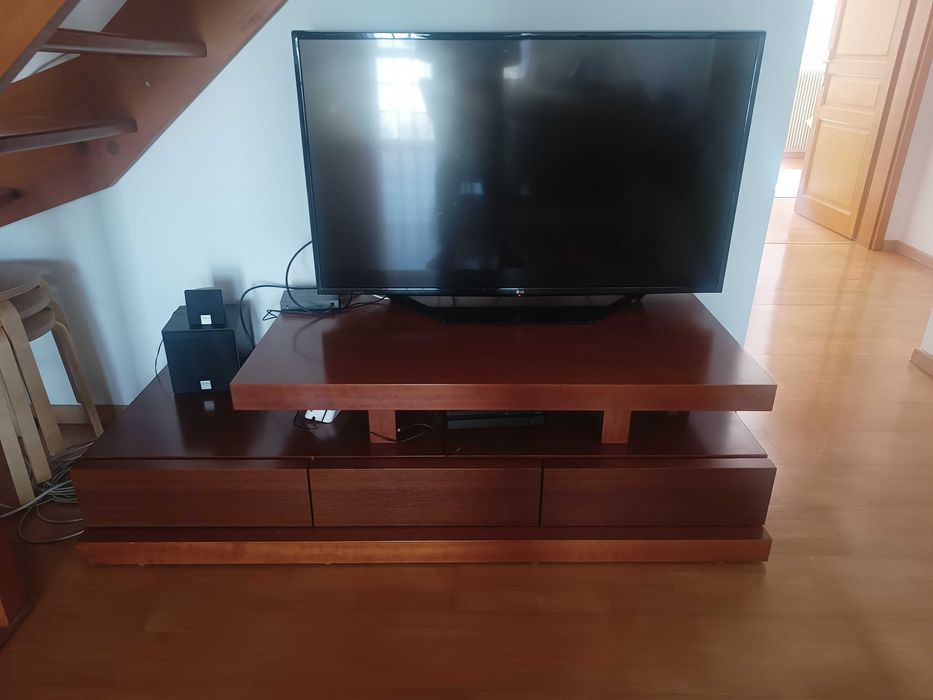 Móvel TV cerejeira - urgente