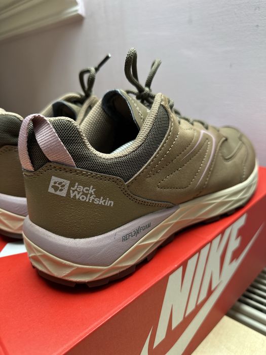 Buty sportowe damskie trekingowe Jack Wolfskin Reflex Foam