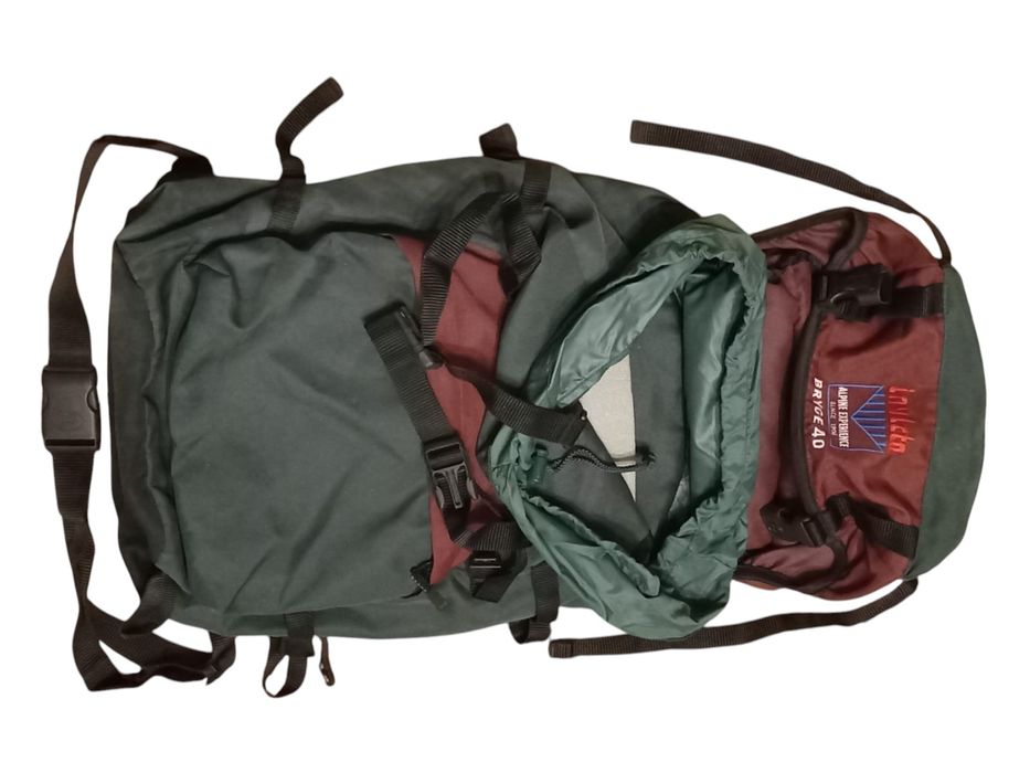 Рюкзак Invicta (італія)