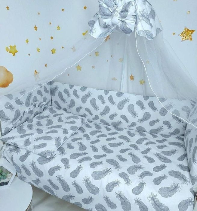 Бортики в ліжечко +постіль