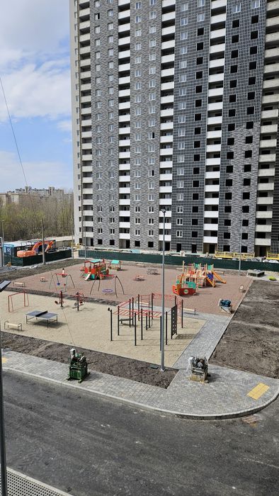 Продаж 1  комн  48мЖк Деснянский! Сдан! Переуступка!