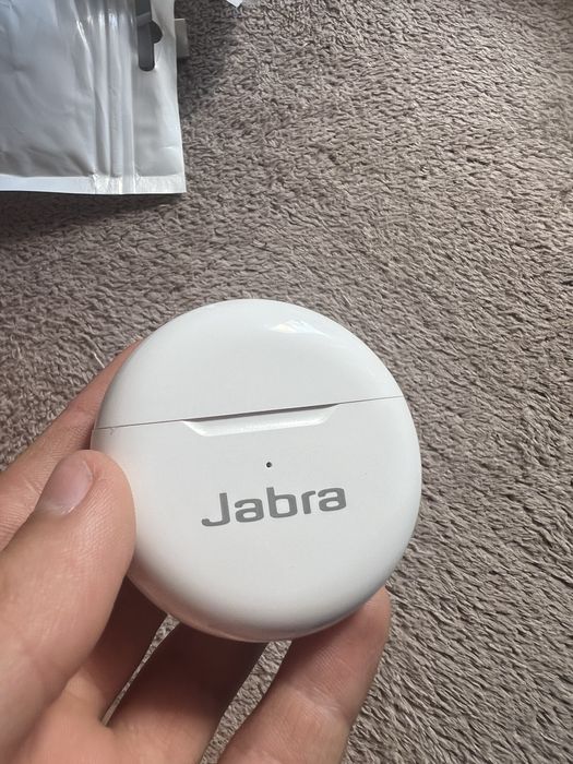 Jabra AI Translator Earbuds | Переклад 100+ мов | Bluetooth 5.3 | Нові