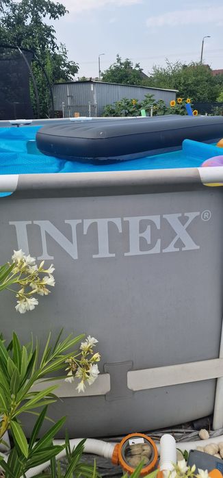 Basen Intex 457×122 cm + pompa piaskowa + solary