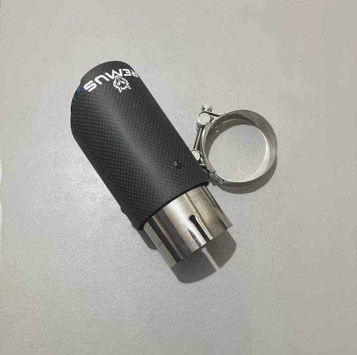 Ponteira escape carbono fosco com ponta azul – Estilo REMUS