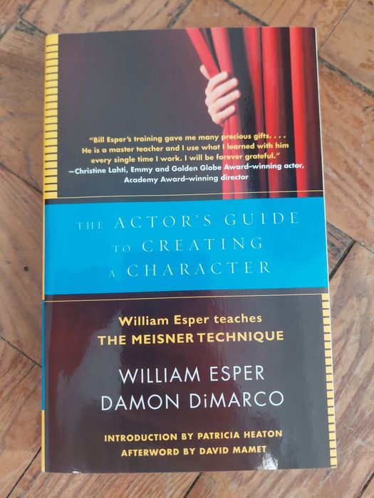Livro Teatro - the actor's guide to creating a character