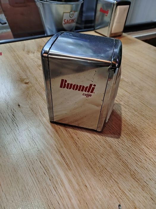 Guardanapeiros inox usado . 2€ unidade